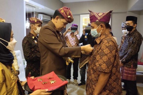 Pangeran Edward Syah Pernong Sambut Kedatangan Dalom Pangeran Lamban Balak Pandemangan Marga Limau
