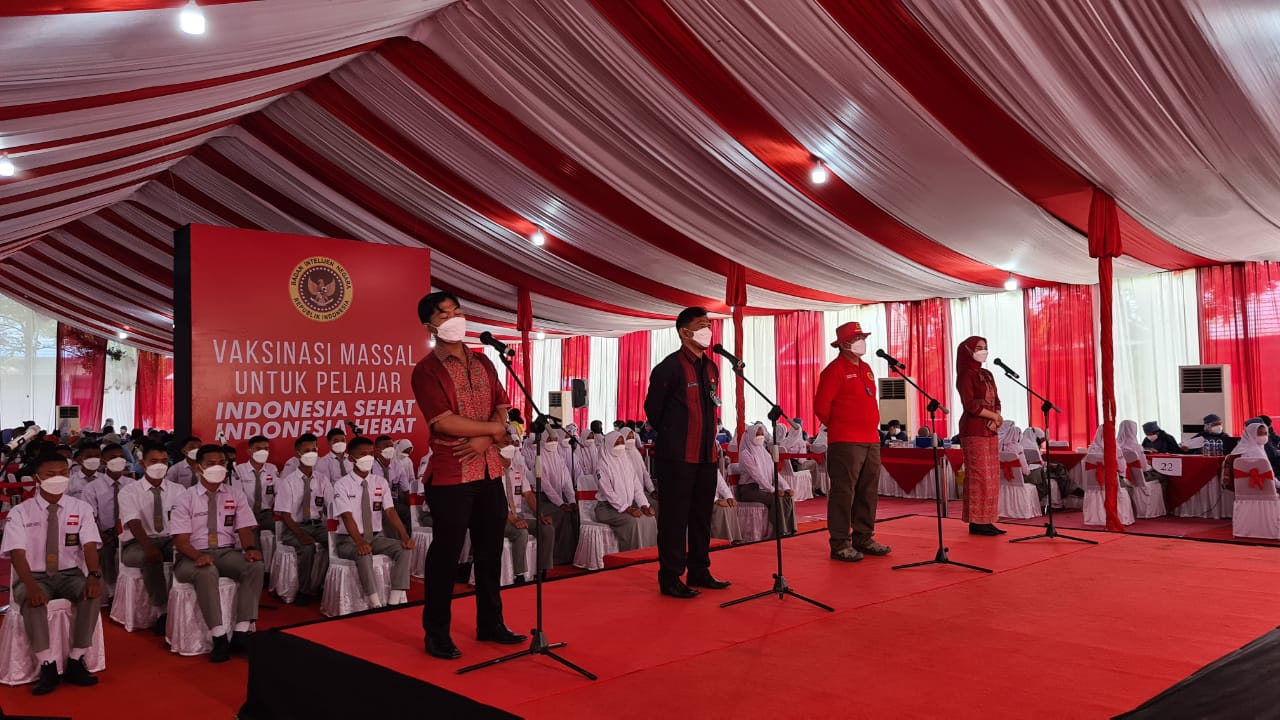 Dukung Pembelajaran Tatap Muka, BIN Vaksin Ribuan Pelajar SMA di Deli Serdang