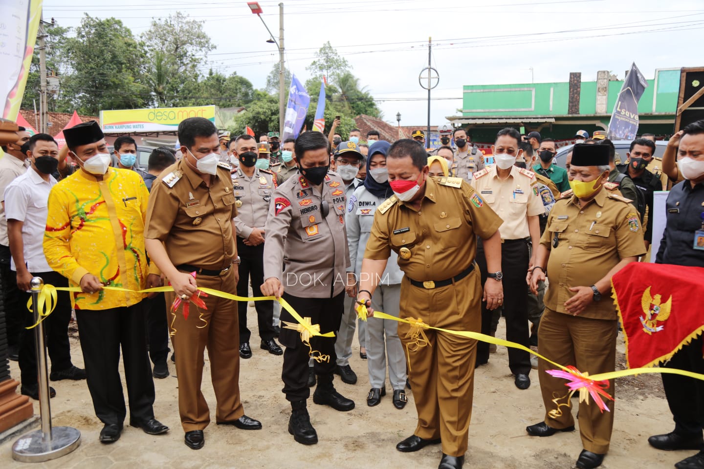 Gubernur Arinal Launching Samsat Desa e-Samdes dan L-Smart Juga Resmikan Desa Mart di Lampung Tengah