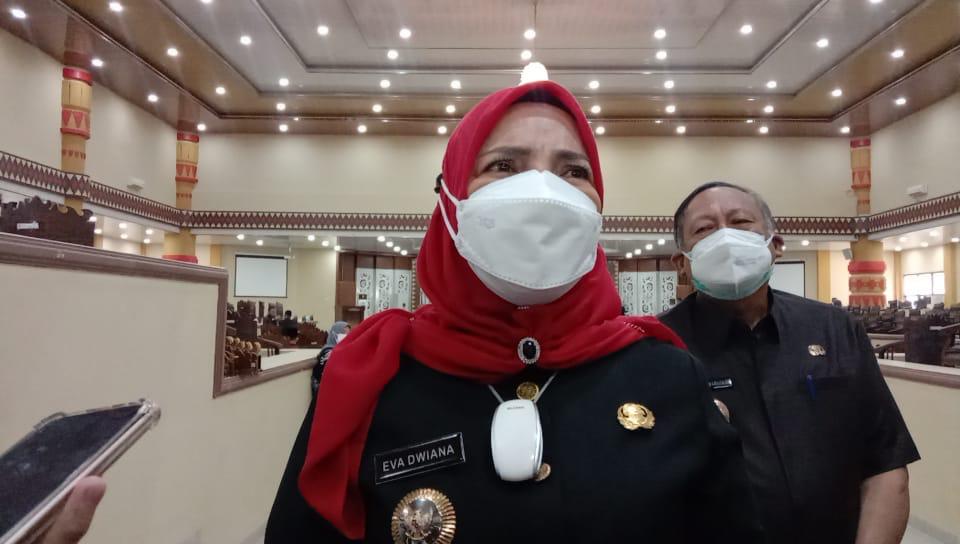 Sepanjang Tahun Ini, Wali Kota Eva Dwiana Himbau Masyarakat Kota Bandar Lampung Kibarkan Bendera Merah Putih