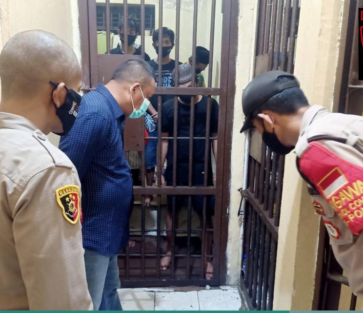 Pastikan Kesiapan Personel, Kabid Propam Polda Banten Sidak 2 Polsek di Kabupaten Tangerang