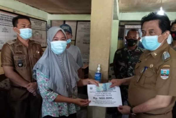 Pemerintah Pekon Suka Baru Salurkan BLT ke Puluhan Keluarga Penerima Manfaat