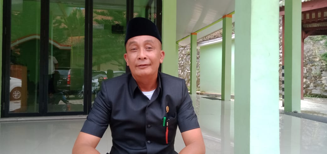 Nuzul Irsan Tanggapi Ketersinggungan Tiga Marga Penyimbang Adat Terkait Siger yang Dikenakan DPRD Tanggamus