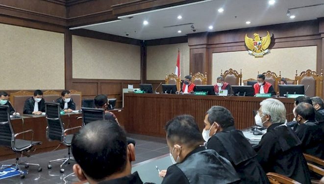 Azis Syamsudin Dan Aliza Gunado Suap Penyidik KPK Untuk Hilangkan Keterlibatan di Kasus Lampung Tengah