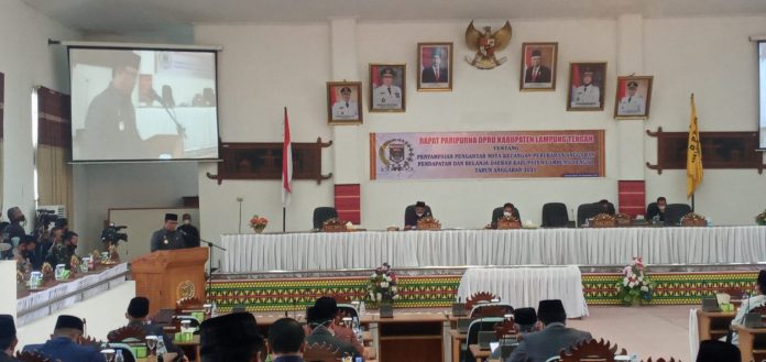DPRD Lampung Tengah Gelar Paripurna Penyampaian Nota Keuangan Perubahan APBD 2021