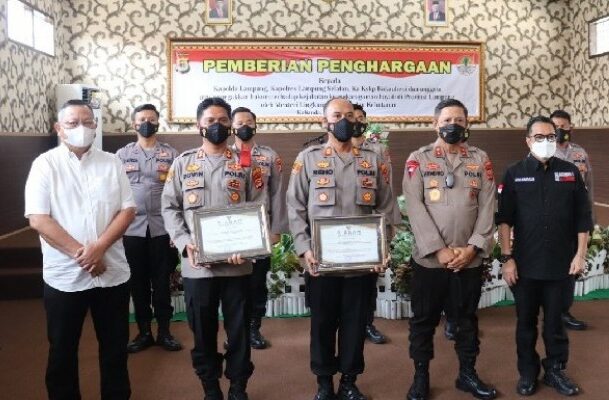 Kementerian Lingkungan Hidup Beri Penghargaan Kapolda Lampung Irjen Hendro Sugiatno