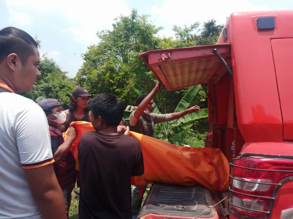 Mayat Tergantung di Bawah Jembatan Sungai Buaya Gegerkan Warga Moroseneng