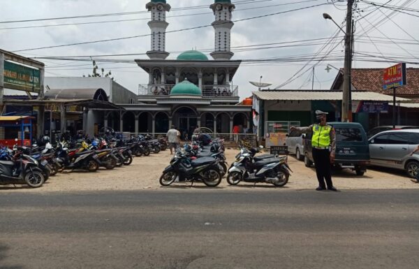 Berikan Pelayanan Prima, Satlantas Polres Tulang Bawang Rutin PAM Masjid