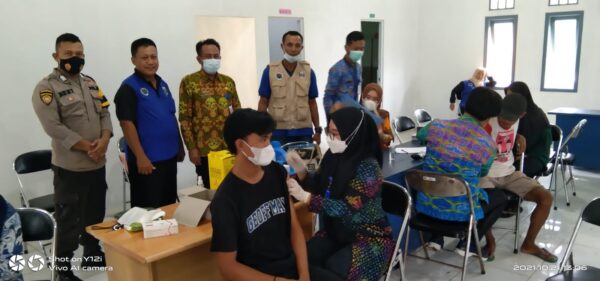 Masyarakat Pekon Biha Antusias Ikuti Vaksin Covid-19