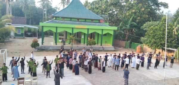 Peringatan Hari Santri, Ratusan Santri Dewan Dakwah Lampung Gelar Mukhayam Quran