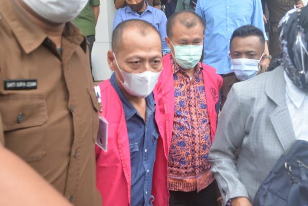 Dua Terdakwa Korupsi Benih Jagung Edi Yanto dan Imam Mashuri Batal Sidang