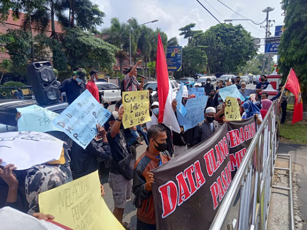 Tak Kebagian Lapak Pedagang Lama Pasar Smep Protes, Walikota Pastikan Pendataan Ulang
