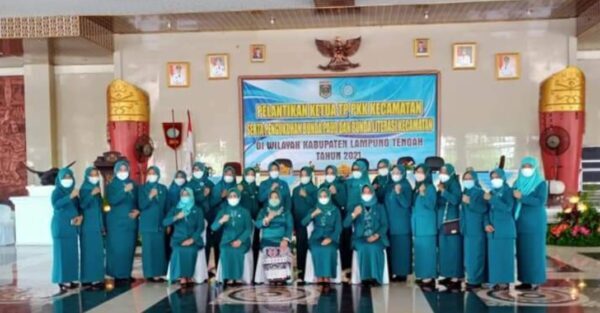 Pelantikan Ketua TP PKK Kecamatan di Lampung Tengah, Ini Pesan Mardiana Musa