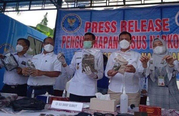 BNNP Gerebek Kampus USU Amankan 47 Orang Ada Ganja Sekitar 500 Gram