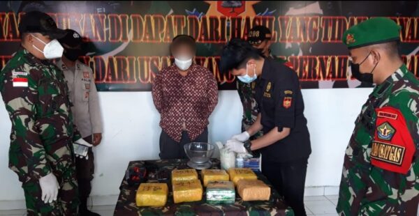 Satgas Pamtas 643 Amankan 8,169 Kg Sabu-Sabu di JIPP Sajingan