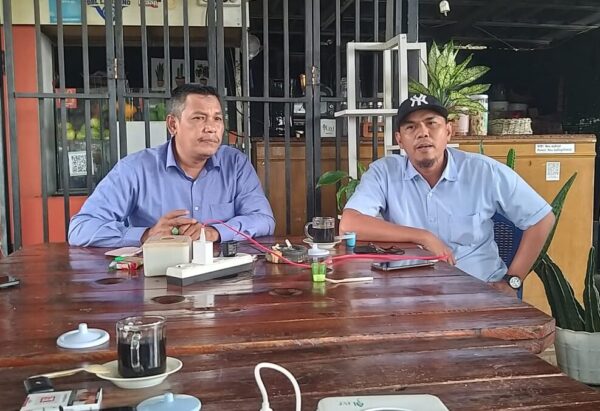 Nizwar Konsolidasi Dengan Wartawan Radar Group