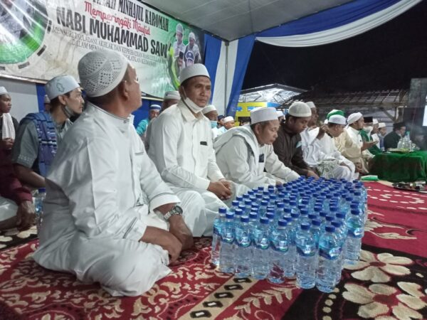 Pondok Pesantren Alfalah Minhajul Karomah Peringati Maulid Nabi Muhammad SAW