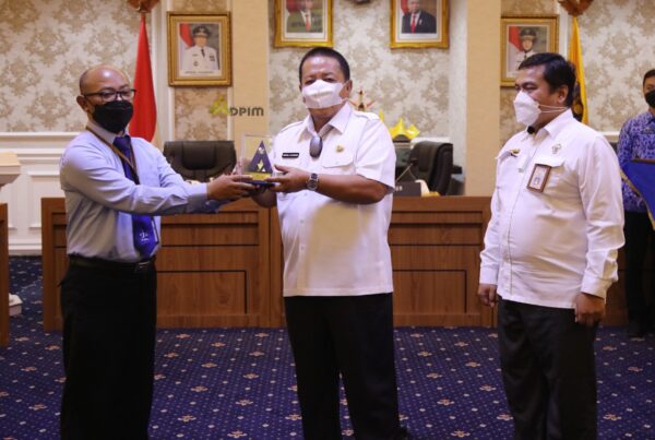 Gubernur Lampung Terima Penghargaan dan Plakat WTP dari Menteri Keuangan RI