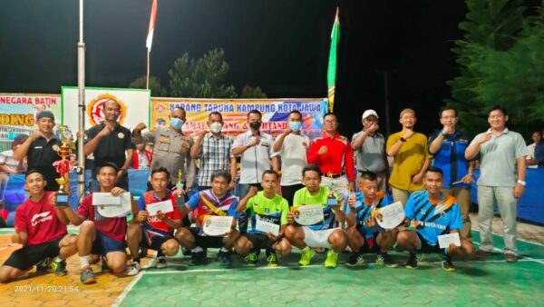 Karang Taruna Way Kanan Sukseskan Turnamen Bulu Tangkis Kota Jawa Cup