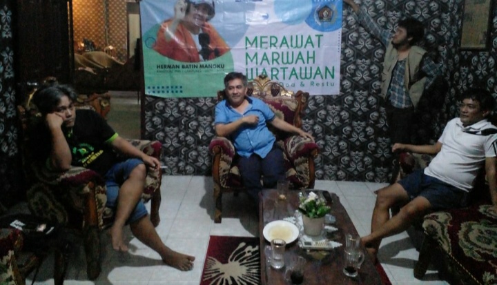 Bung Dolof Dukung Herman Batin Mangku Jadi Ketua PWI Lampung