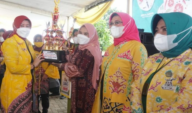 TP PKK Kabupaten Lamsel Raih Juara 2 Lomba Cipta Menu B2SA Tingkat Propinsi