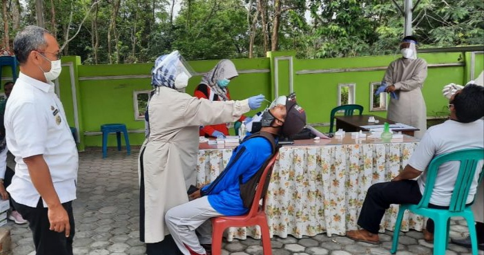 Satu Hari Jelang Pemungutan Suara,Ā Bupati LamselĀ Terjunkan Tim Pantau Kesiapan Pilkades Serentak di 17 Kecamatan