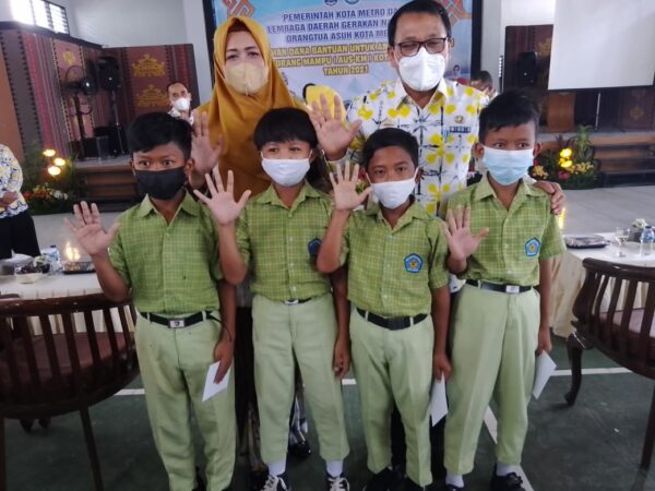 LD GNOTA Kota Metro Salurkan AUS KM