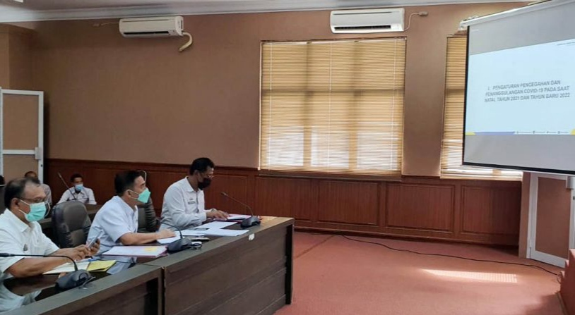 Pemkab Lamsel Ikuti Rapat PPKM Selama Nataru, Tito Karnavian: Tidak Boleh Ada Kerumunan Melebihi 50 Orang