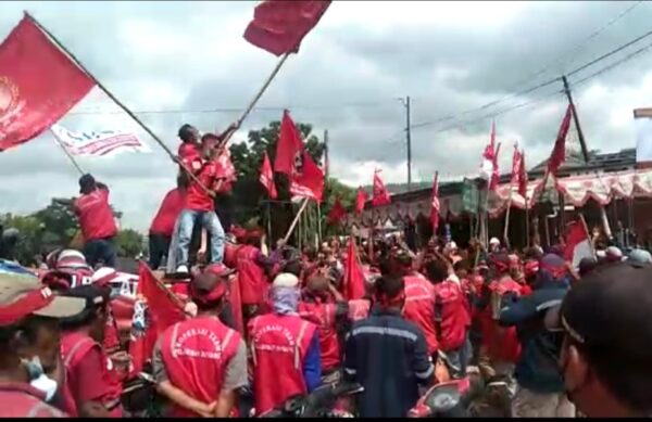 Buruh Pelabuhan Panjang Kembali Unjuk Rasa, Desak Ketua TKBM Mundur
