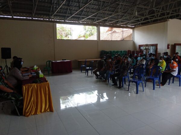 Warga Minta Perangkat Pekon Fajar agung diberhentikan. 