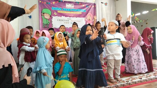 Darul Adab Profetika Pringsewu Sukses Gelar Acara Creative Festival for Kids