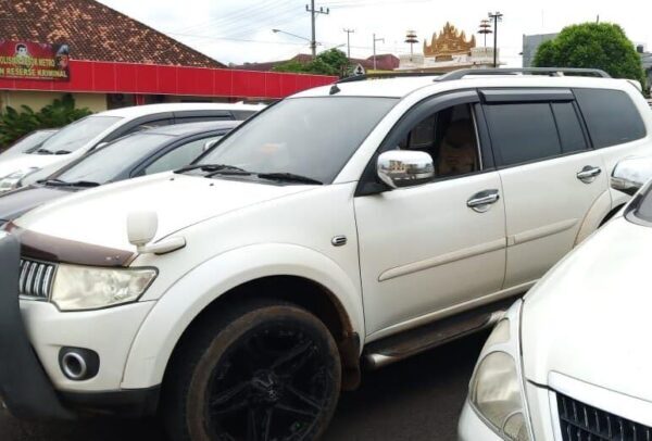 Modus Pecah Kaca Beraksi di Halaman Kantor BPKAD Kota Metro Uang Rp120 Milik Pengacara Raib