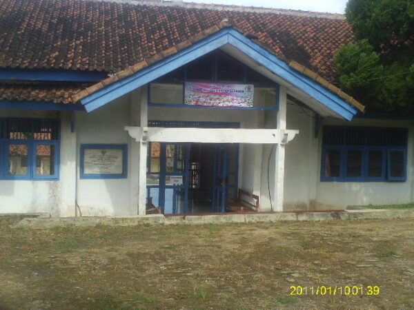 Penggunaan Dana Bos SMP Negeri 10 Padang Cermin Diduga Fiktif?