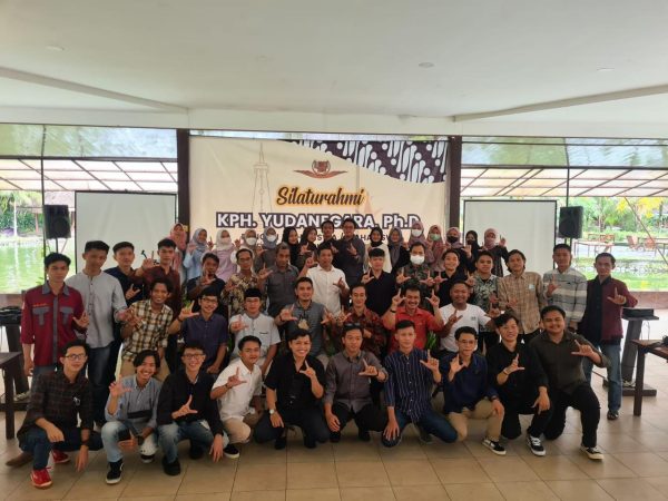 KPH. Yudanegara Silaturahmi dengan Mahasiswa dan Sesepuh Lampung di Yogyakarta