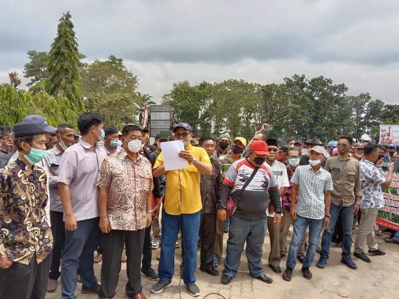 Warga Lima Kecamatan Tuntut Gantirugi Penguasaan Lahan Oleh PT SGC