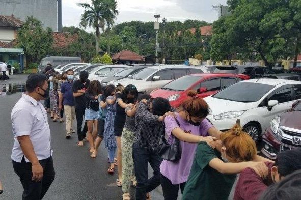 Rajia Kontrakan Yang Dijadikan Markas Open BO Separuhnya Gadis Dibawah Umur