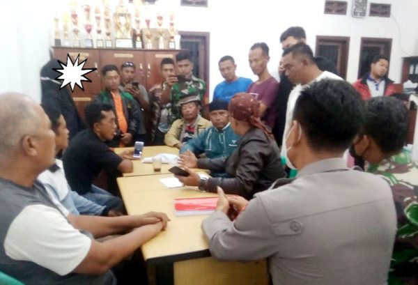 Kades Banjarsari Way Sulan Digerebek Warganya Saat Asik Genjot Istri Sekdes