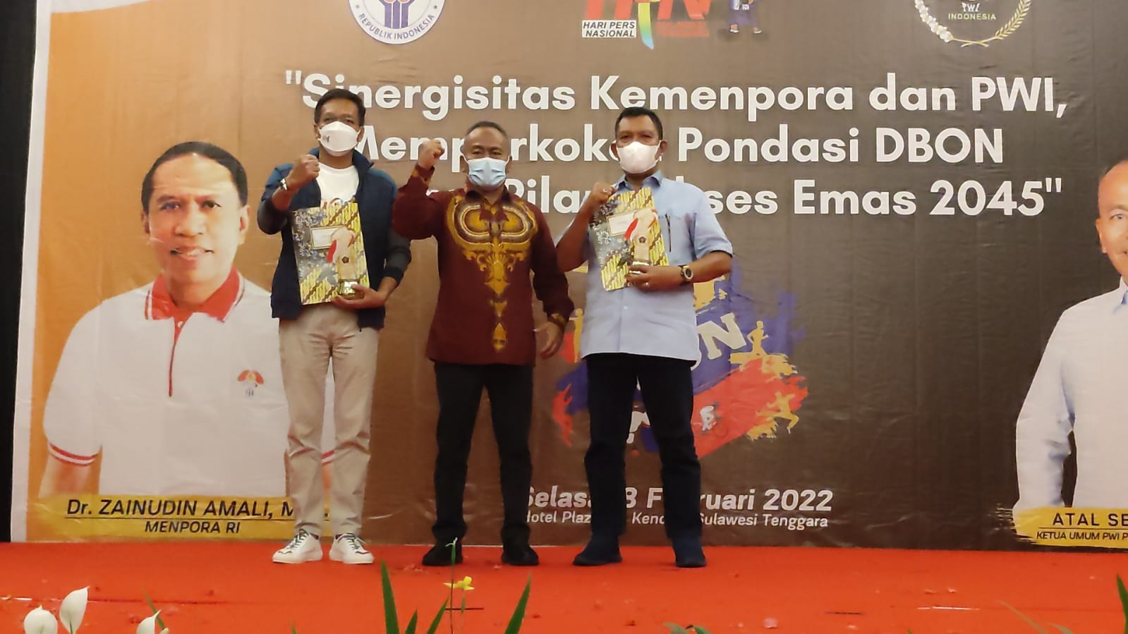 Mirzani Djausal Raih Penghargaan Bergengsi Dari PWI