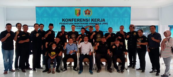 Kunjungan Pendekar Paku Banten Disambut Hangat PWI Lampung