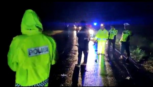 Tabrakan Dijalan Lintas Sumatera Satu Keluarga Tewas Supir Truk Melarikan Diri