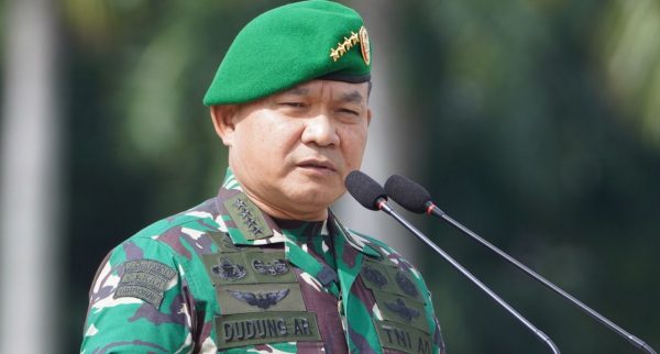 Jendral Dudung Ancam Copot Pimpinan Yang Galak dan Pelit