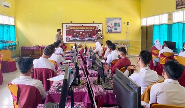 Bag SDM Polres Tulang Bawang Sosialisasikan Rekrutmen Polri Penerimaan Terpadu TA 2022