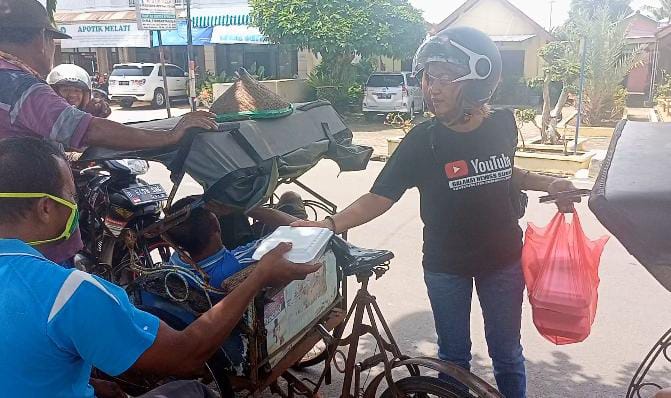 Perduli dan Berbagi Antar Sesama Media Galaksinews Gelar Jumat Berkah