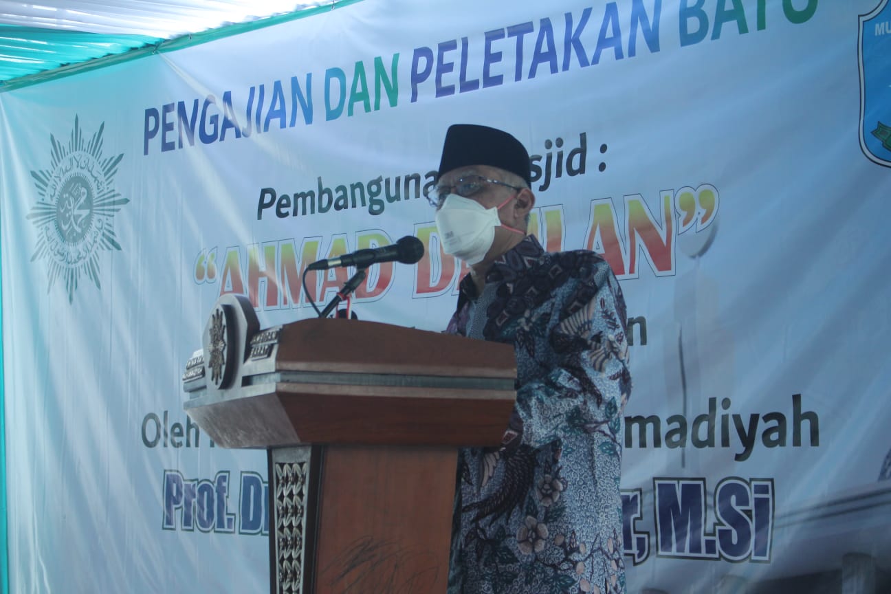 Ketum PP Muhammadiyah Adakan Peletakan Batu Pertama di Tanah Wakaf