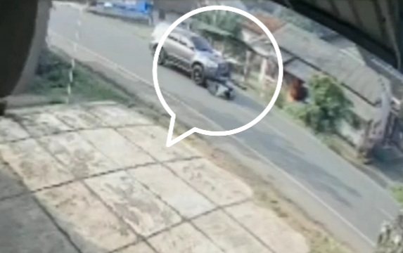 Fortuner BE-1147-BK Tabrak Balita Lalu Kabur Seret Korban Hingga Dua Kilo Meter