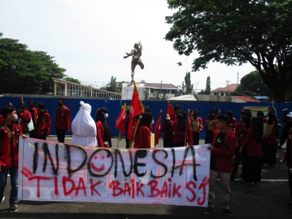 IMM Gelar Aksi Indonesia Sedang Tidak Baik-Baik Saja