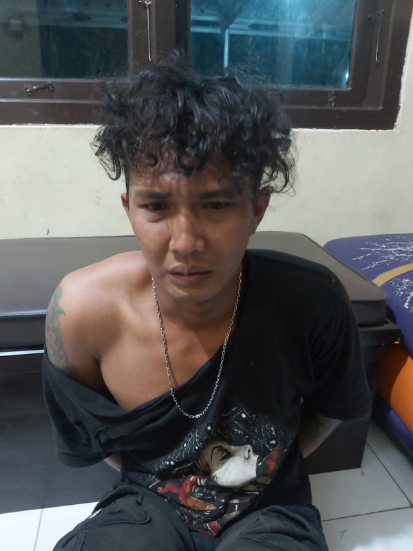 Dua Pencuri Kotak Amal Babak Belur Dihakimi Warga