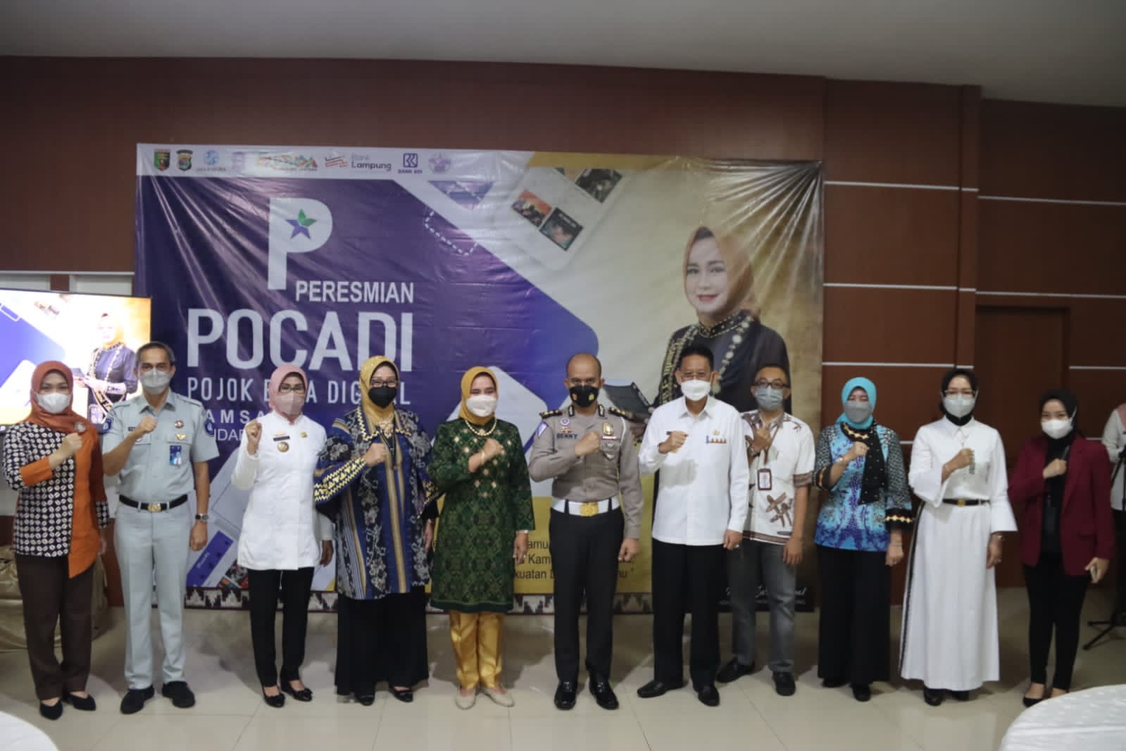 Resmikan Pojok Baca Digital, Bunda Literasi Provinsi Lampung Gugah Minat Baca Masyarakat