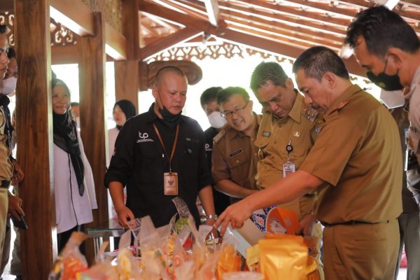 Ali Rahman Minta UMKM Way Kanan Mempercantik Packing dan Branding Produk