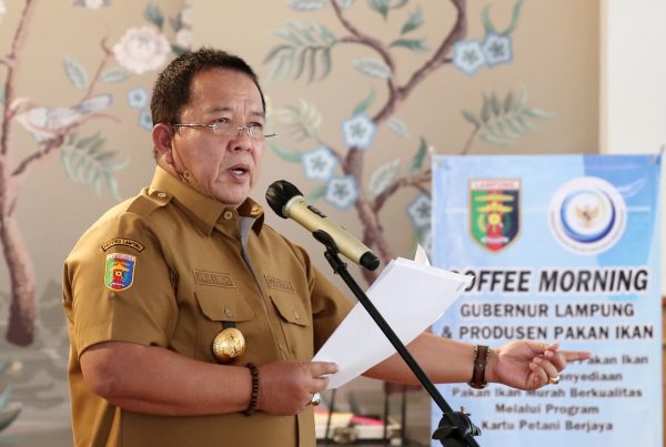 Bersama Produsen Pakan Ikan Gubernur Arinal Perjuangkan Penyediaan Pakan Murah Melalui Program KPB